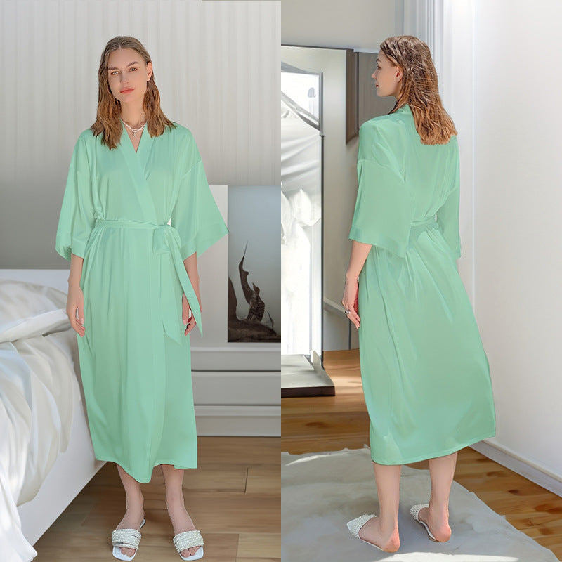 Dame Silke Kimono-Kjole med elegante ærmer og taljebælte Stilla