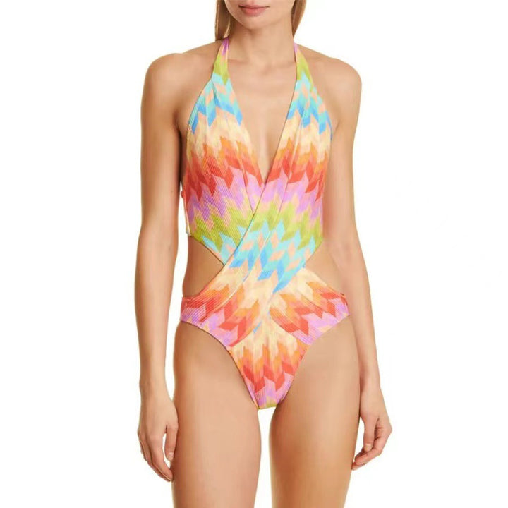 Dame Cut-Out Badedragt med moderne ribdesign og farverigt mønster Stilla