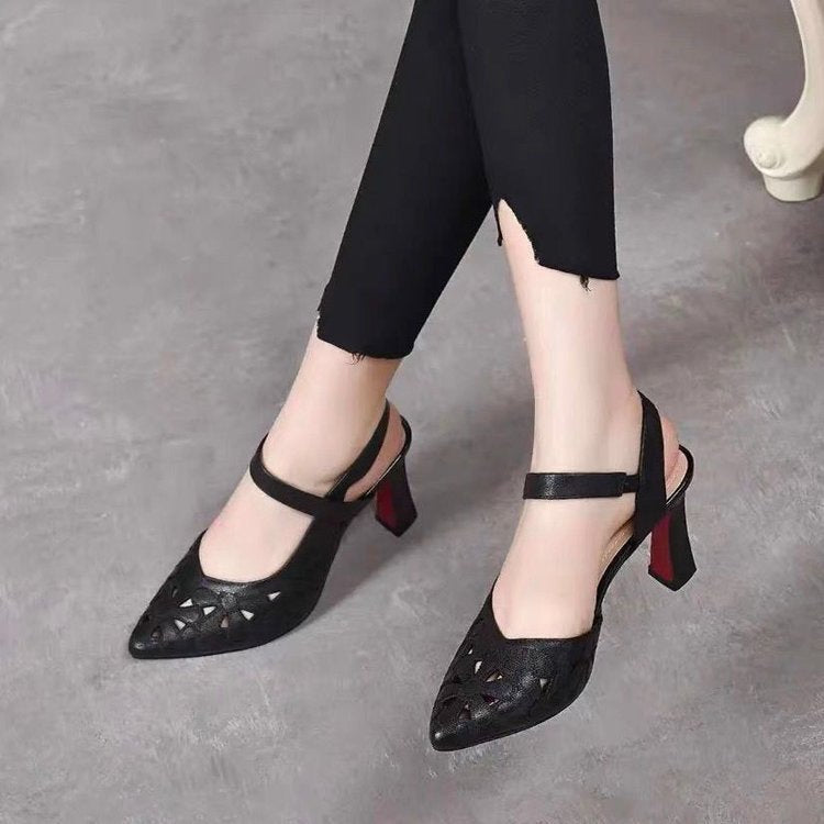 Dame Slingback-pumps med blomstret læderdesign og elegant blokhæl Stilla