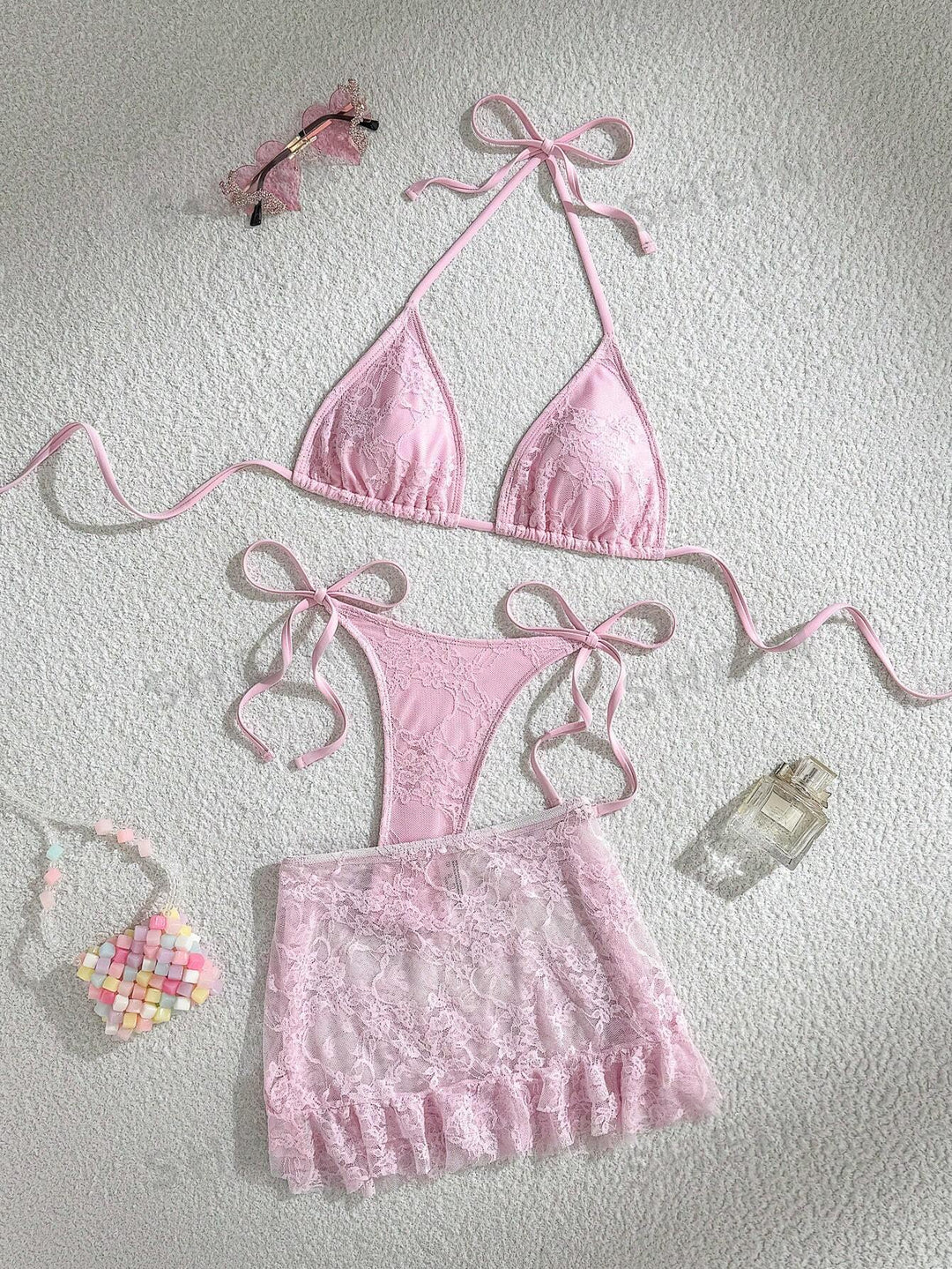 Dame spids-bikini med blomsterdesign og flydende nederdel Skovae