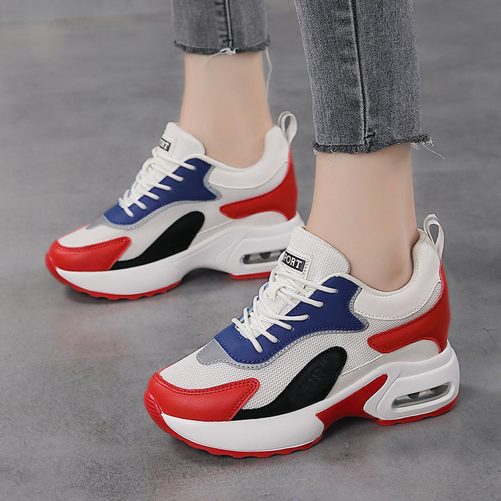 Dame nan dynamisk Retro-sneaker med synlig hæl-dæmpning, struktureret mesh-overdel og trækstrop Skovae
