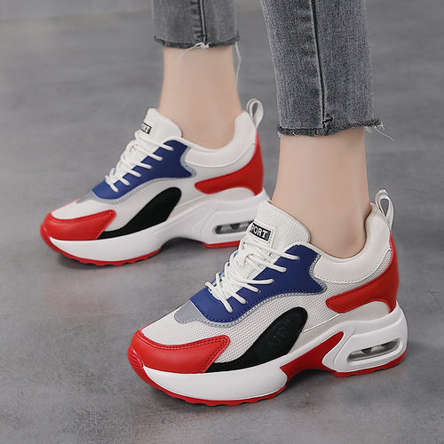 Dame nan dynamisk Retro-sneaker med synlig hæl-dæmpning, struktureret mesh-overdel og trækstrop Skovae