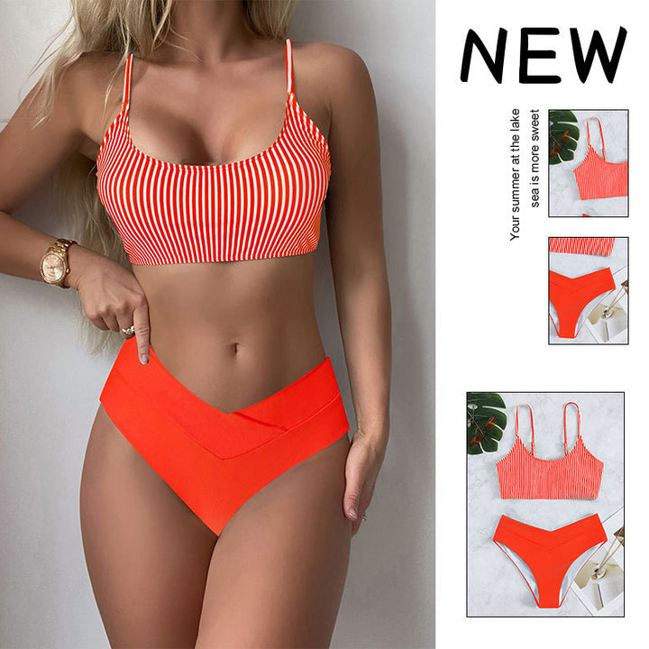 Dame triangel-bikini med moderne stribedesign og højt skåret underdel Skovae