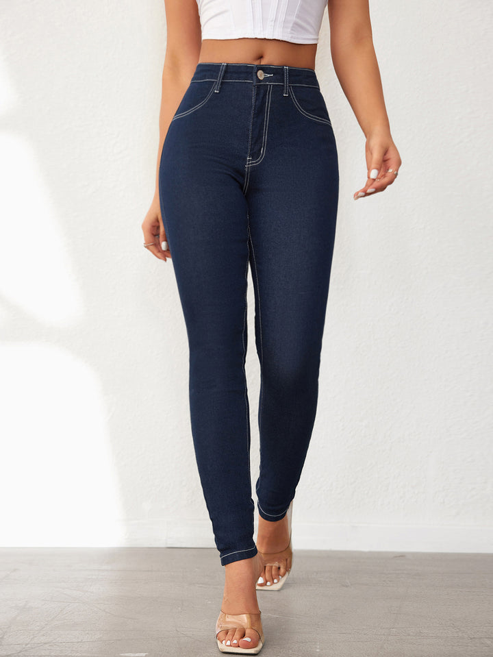 Dame højtaljede skinny jeans med komfortabel stræk og betont pasform Stilla