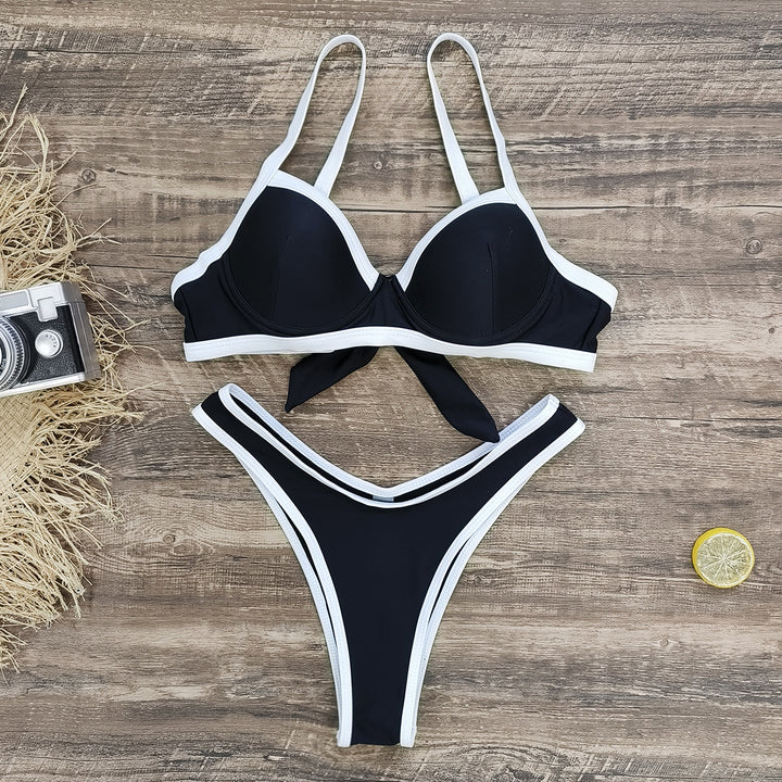 Dame Bikini-sæt med elegant knude og figursyet snit Stilla