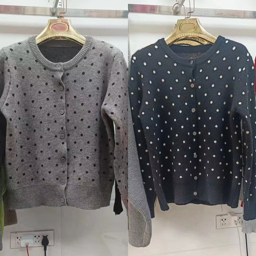 Damer moderigtigt strikket cardigan med prikker Stilla