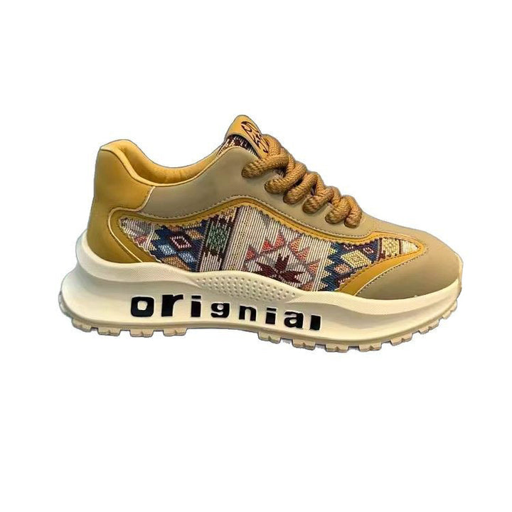 Dame Sportsko med unikt etnisk design Stilla