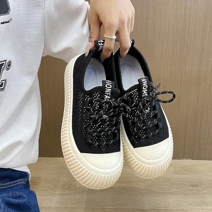 Dame Sneakers med unikt luftgennemtrængeligt strikdesign og komfortabel sål Stilla