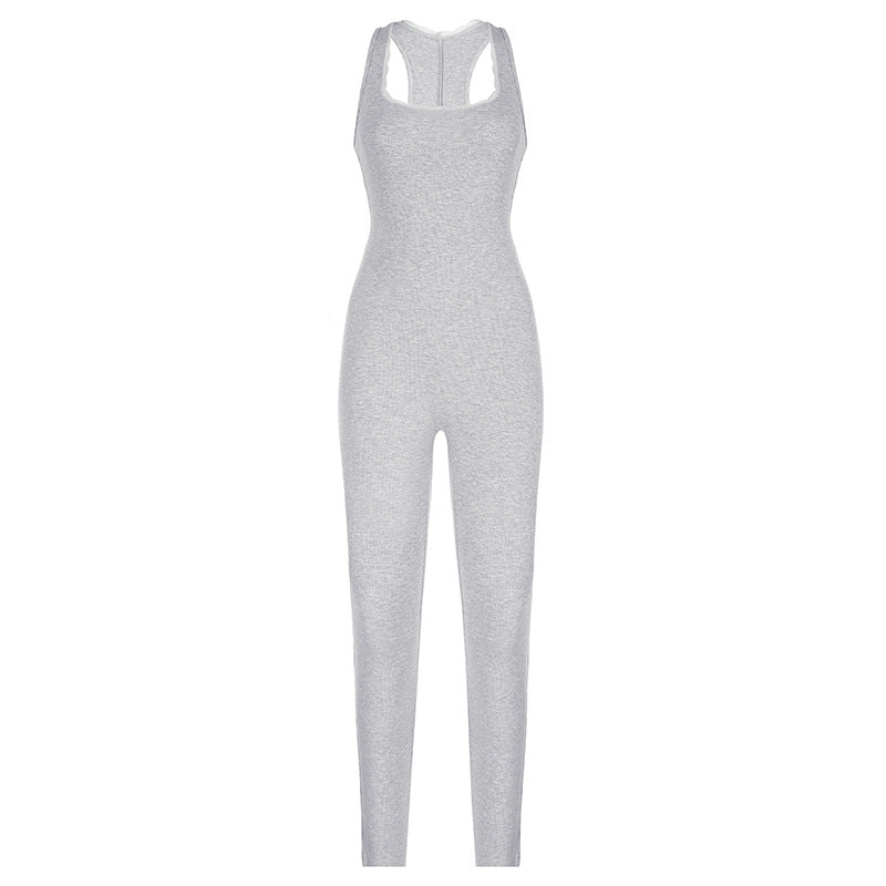 Dame Sporty One-Piece with Spaghetti Straps and Fitted Cut Skovae