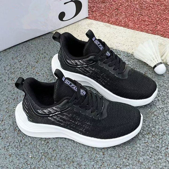 Dame Sporty Sneakers med fleksibelt overmateriale og åndbar struktur Stilla