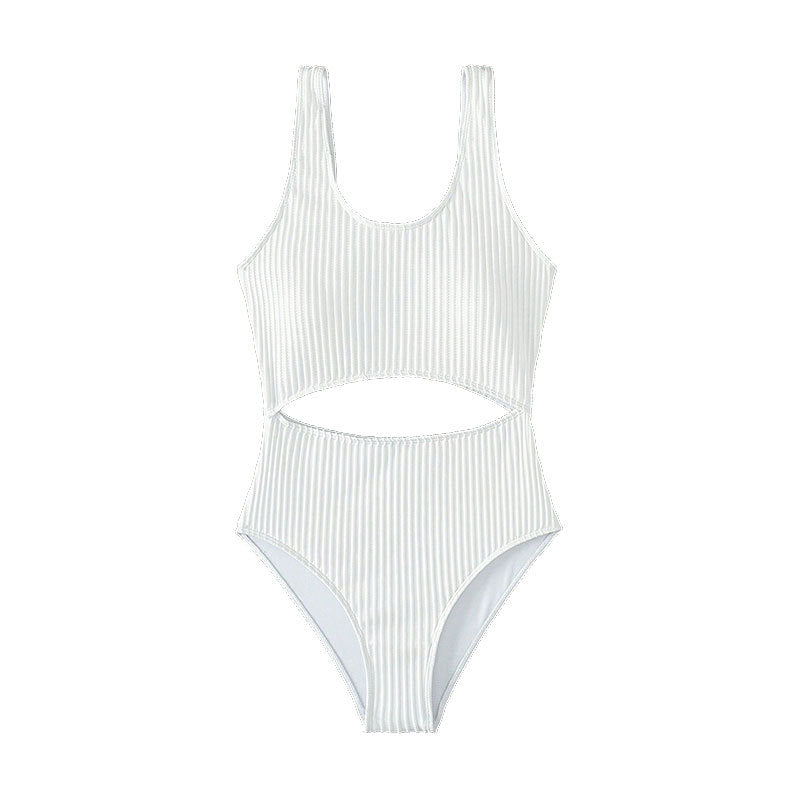 Dame én-delt badedragt med stilfuld cut-out-design Skovae
