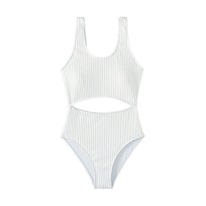 Dame én-delt badedragt med stilfuld cut-out-design Skovae