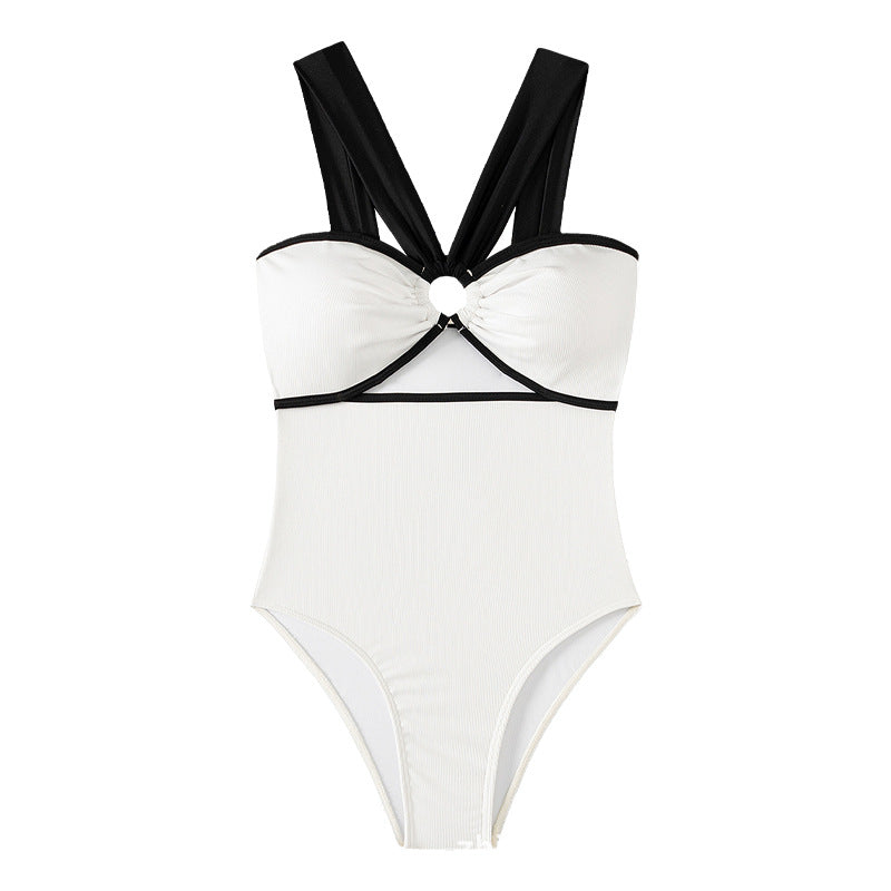 Dame Én-delt Badedragt med innovativt Cut-Out Design Skovae