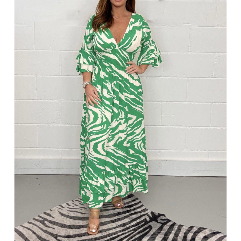 Dame maxikjole i moderne animal-print Stilla