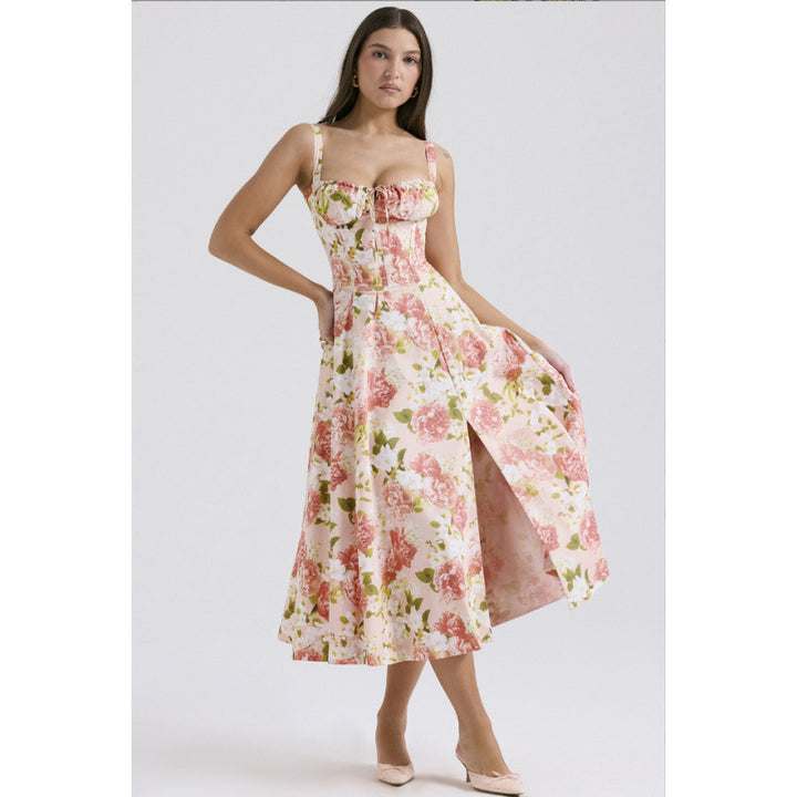Dame maxikjole med floral design og elegant slids Skovae