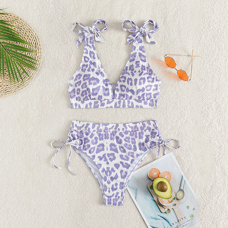 Damer Højskåret Bikini med sportligt design og legende bindebånd Skovae