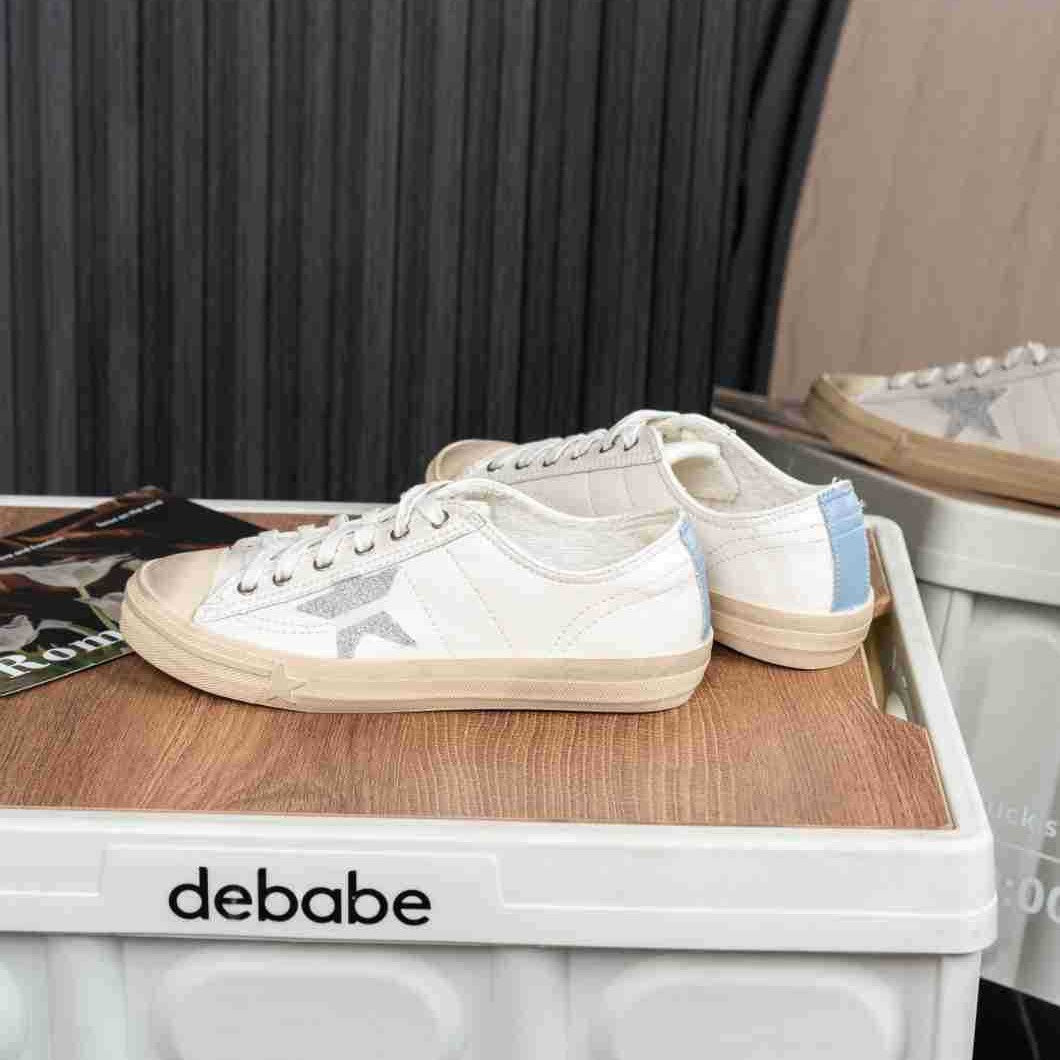 Dame Sneakers i klassisk vintage-stil med robust overdel og slidstærk sål Stilla