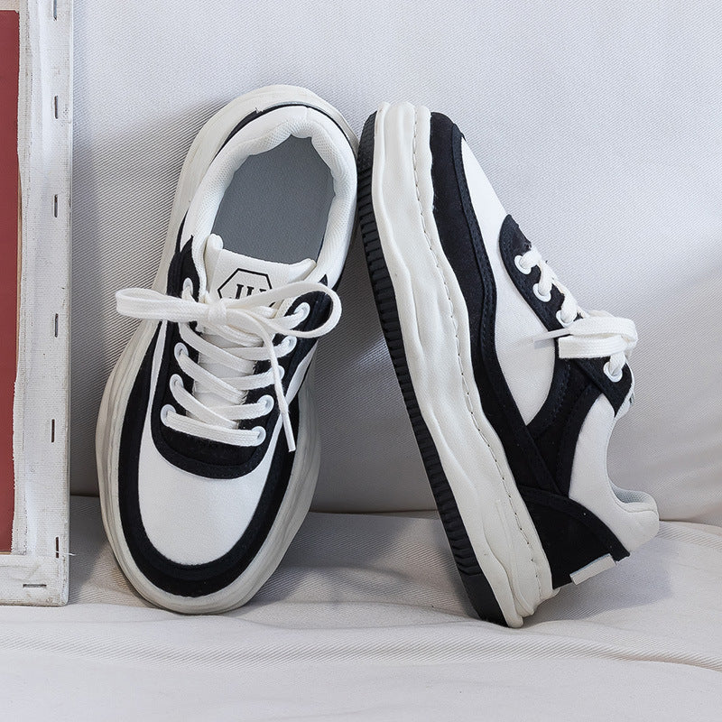 Dame sneakers i moderne chunky-design med fremragende dæmpning og skridsikker sål Stilla
