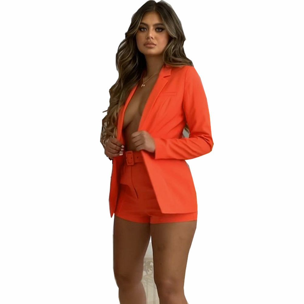 Dame Mode Blazer sæt med figursyet snit og højtaljede shorts Skovae