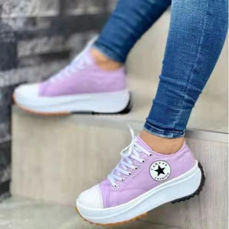 Dame sporty sneakers i trendy design med skridsikker sål Stilla