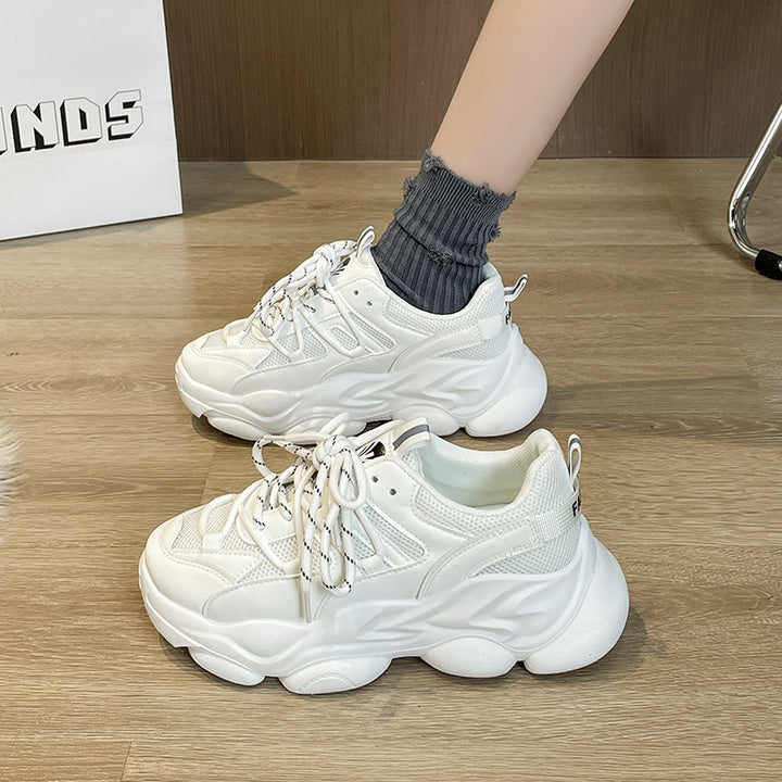 Dame Sporty Sneakers med stabiliserende sål og åndbare indsætnings Stilla
