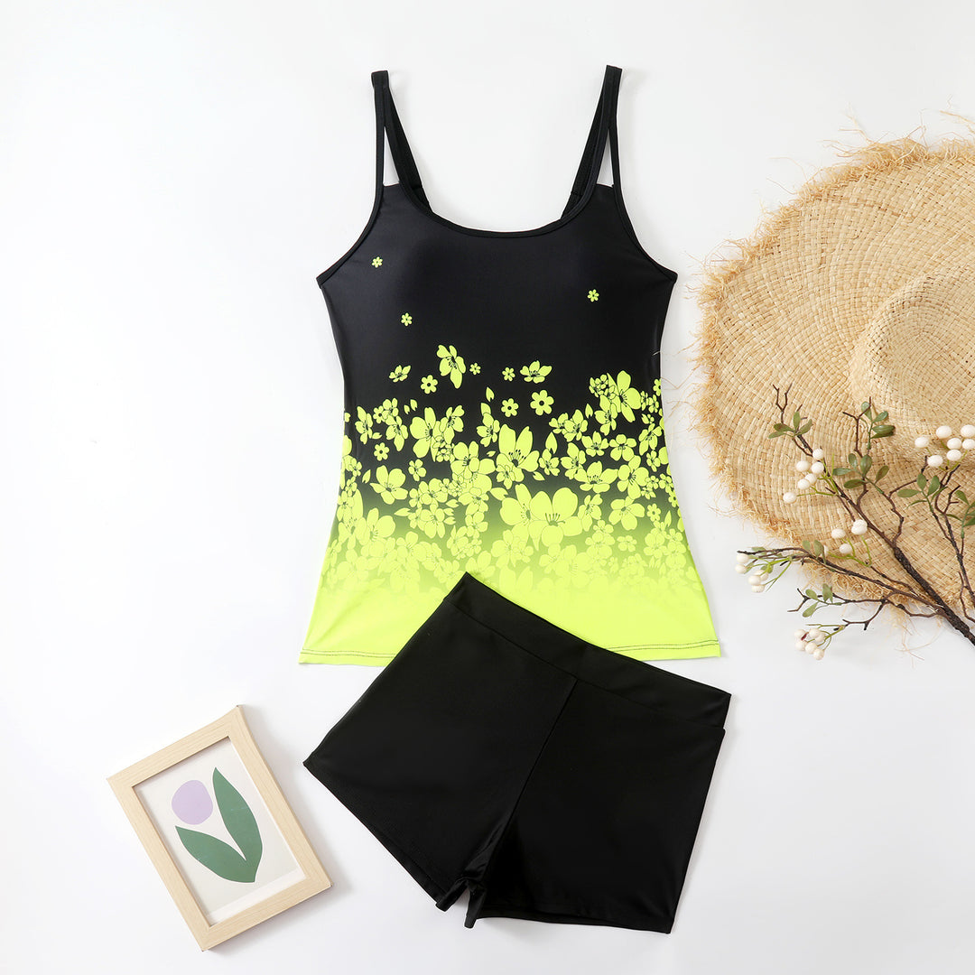 Dame tankini sæt med blomstret design og innovativt snit Skovae