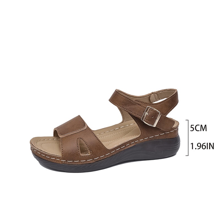 Dame Wedge-sandaler med justerbart remdesign og skridsikker sål Stilla