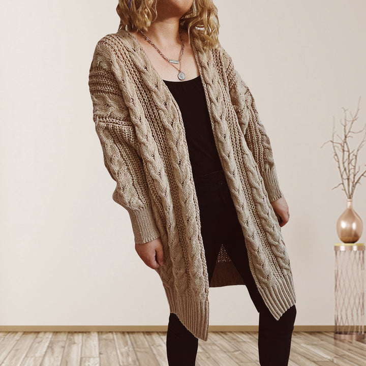 Kvinders cardigan i en afslappet oversized stil Stilla