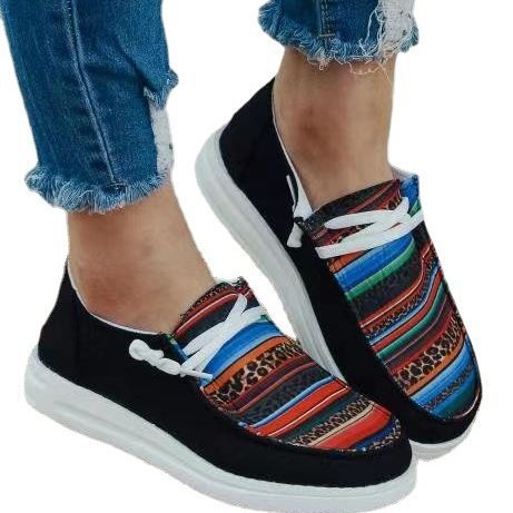 Dame sneakers i stilfuldt etno-design med behagelig sål og fleksibel pasform Stilla