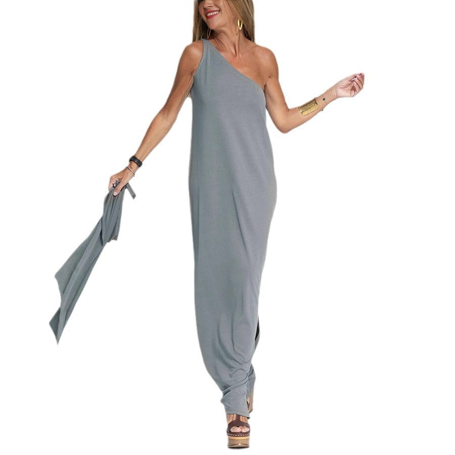 Dame Maxi kjole med asymmetrisk snit og elegant slids Stilla