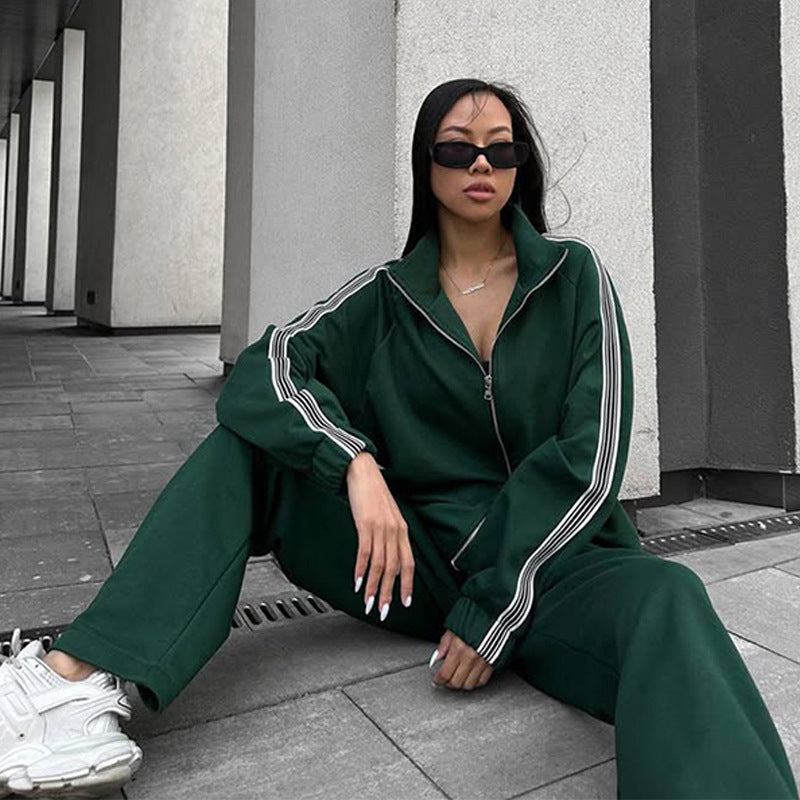 Kvinders sporty fleece loungewear sæt med praktiske lommer og høj krave Skovae