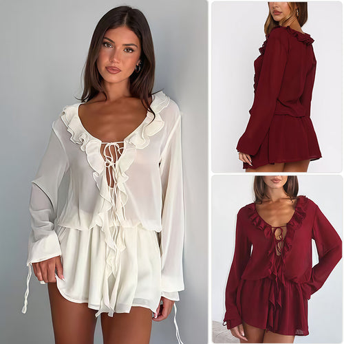 Kvinders chiffonbluse med elegant flæse dekoration og dyb V-hals
