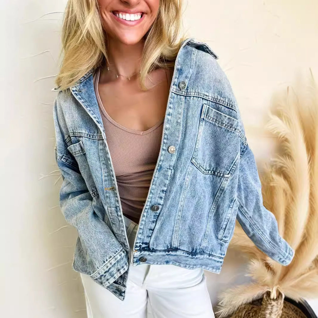 Dame casual denimjakke i afslappet oversized pasform med praktiske lommer Stilla