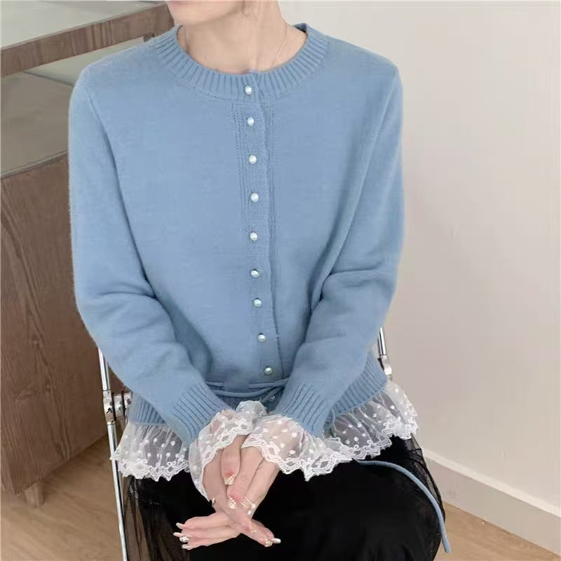 Dame cardigan med blonde trim og knapdetaljer Stilla