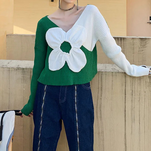 Stilla | Blomstret Sweater med V-Udskæring til Dame