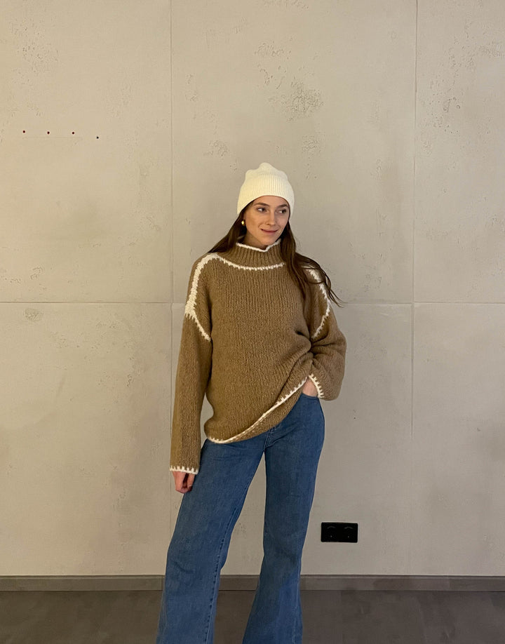 Stilla | Pullover med kontrastsømme
