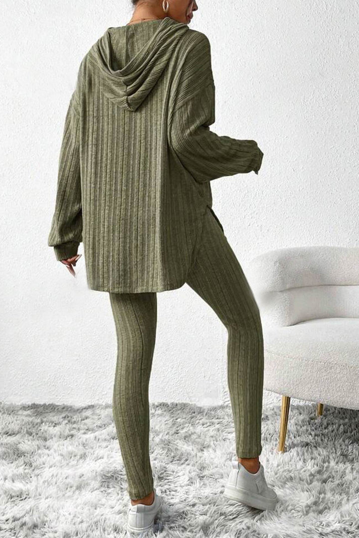 Stilla | Sæt 3/4 leggings med hætte og ribudskæringer