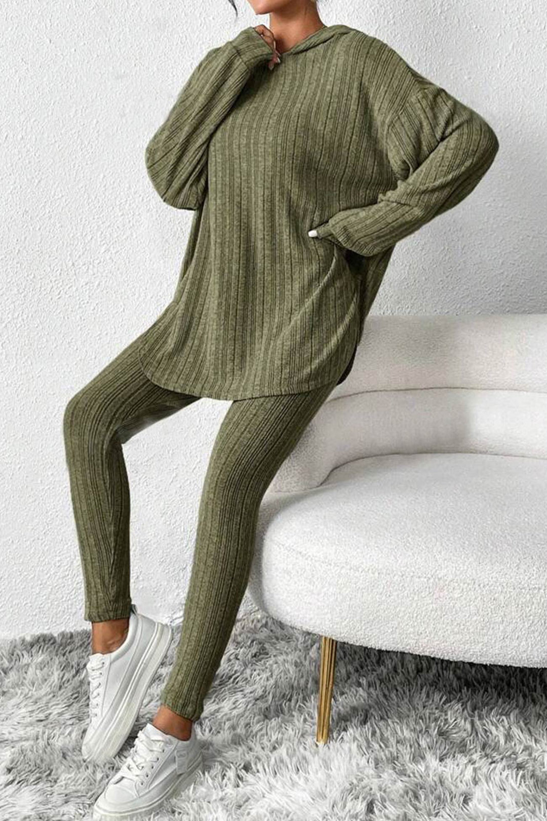 Stilla | Sæt 3/4 leggings med hætte og ribudskæringer