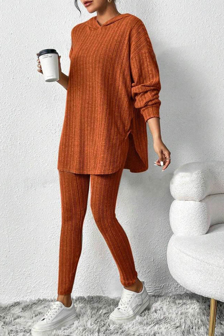 Stilla | Sæt 3/4 leggings med hætte og ribudskæringer