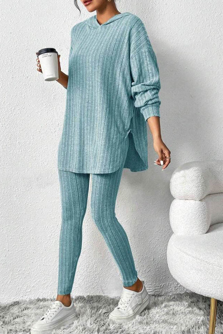 Stilla | Sæt 3/4 leggings med hætte og ribudskæringer