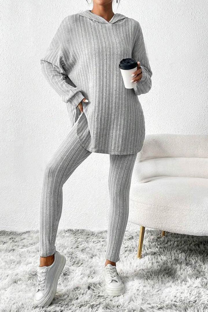 Stilla | Sæt 3/4 leggings med hætte og ribudskæringer