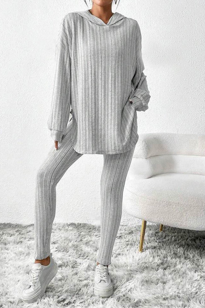 Stilla | Sæt 3/4 leggings med hætte og ribudskæringer