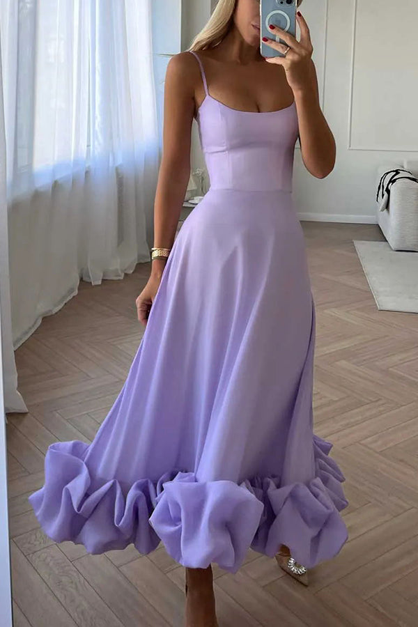 Stilla | Strapless Midi Kjole Med Volanger Til Midnatsbanketter
