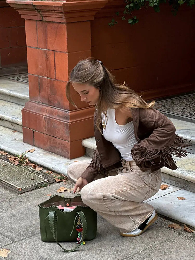 Stilla | Trendy Damefrakke med Revers og Farverige Frynser