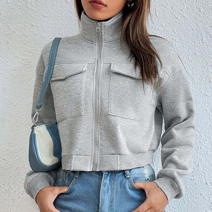 Stilla | Elegant Crop Top Med Lynlås