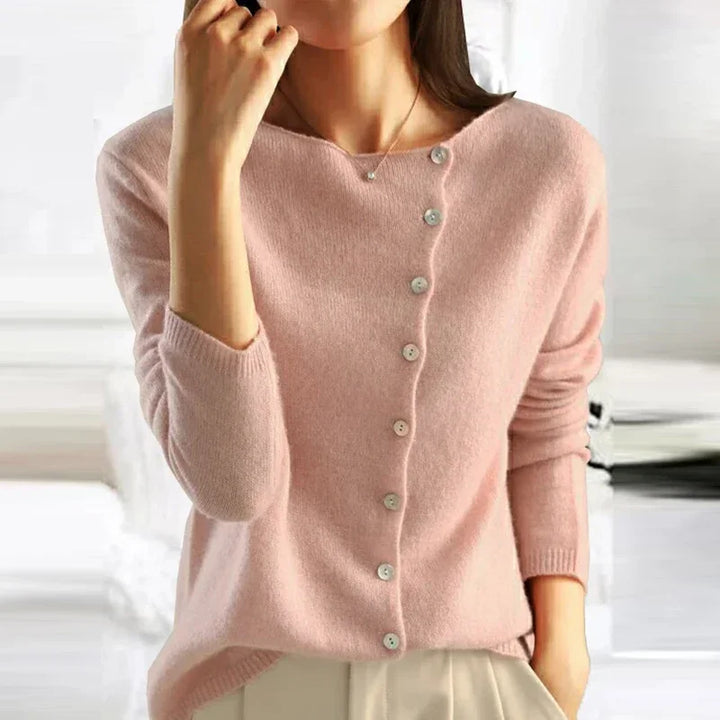 Stilla | Elegant sweater med moderne knaplukning