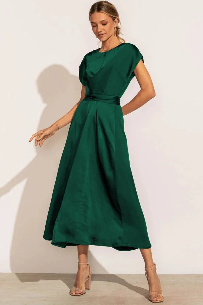 Stilla | Elegante Festkjole I Satin Silke