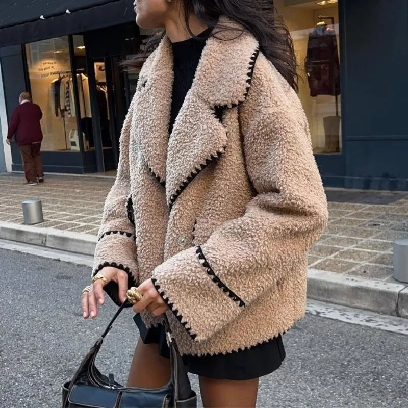 Stilla | Elegant og Behagelig Størrelse Jacke Myla