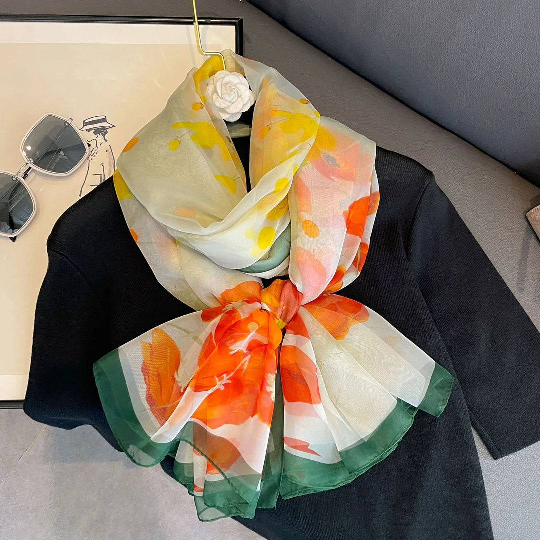Stilla | Luksuriøst Silketørklæde med Elegant Print til Kolde Dage Regitze