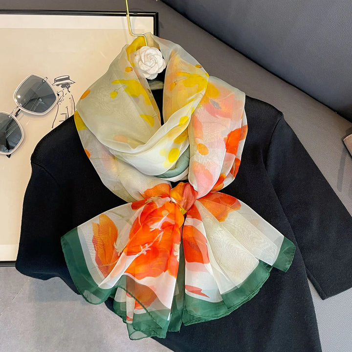 Stilla | Luksuriøst Silketørklæde med Elegant Print til Kolde Dage Regitze